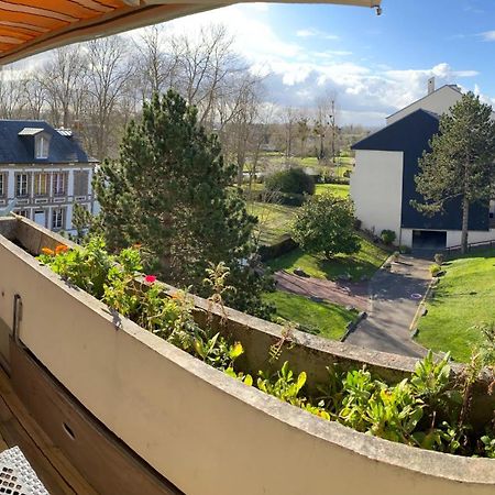 Residence Le Sporting Cabourg Exteriér fotografie